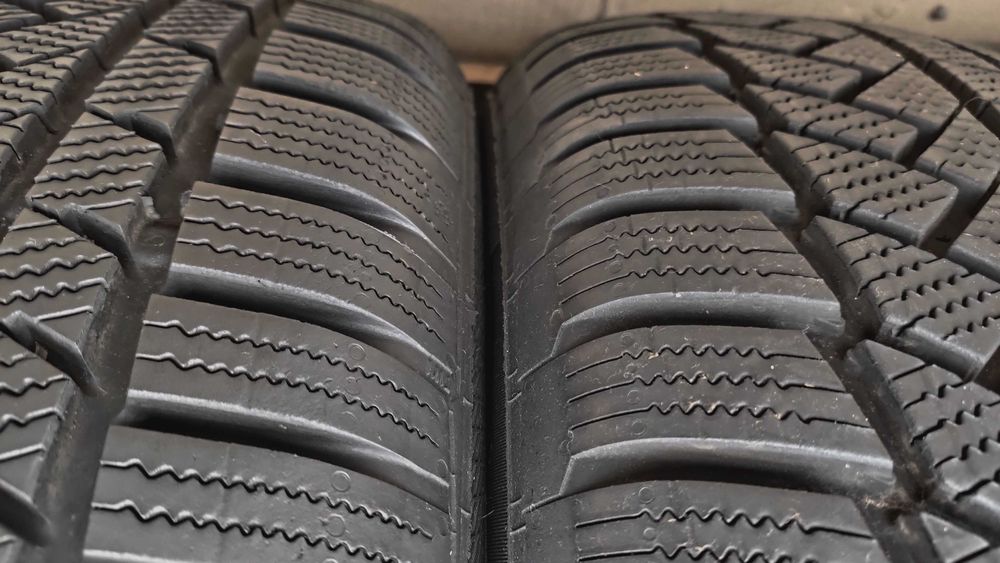 шини 225/50R17. Continental TS 850P. 95%. 20-22р. зима