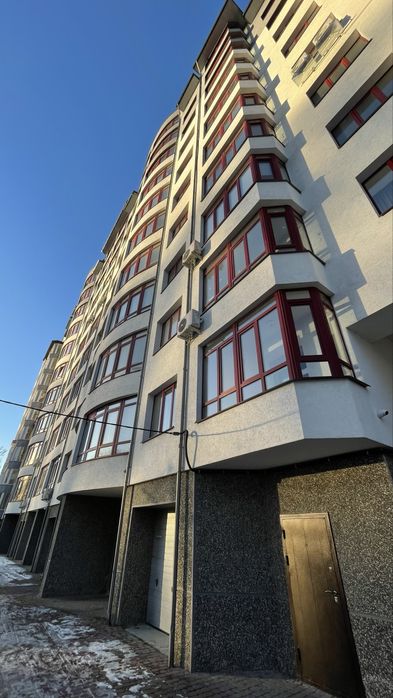 Продаю 2кім. двосторонню в зданому  ЖК Рівер Парк 2_OL