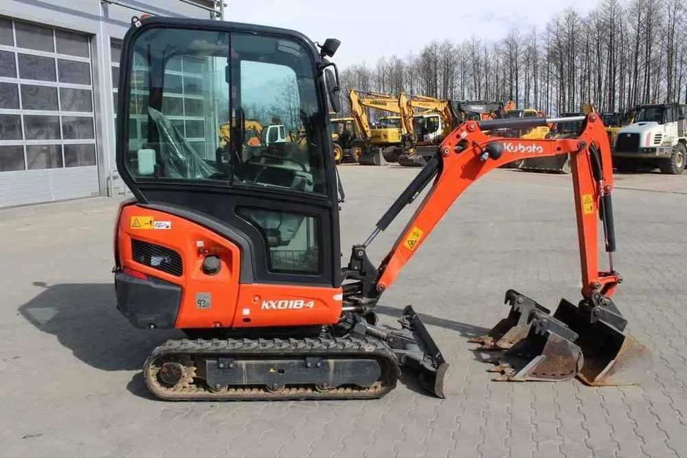 Wypożyczalnia Minikoparka Kubota KX018 wynajem minikoparki