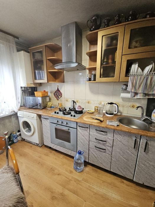 Ціна знижена.Продам 3 кімнатну квартиру в Дергачах по вулиці Садова