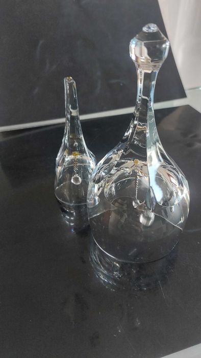 Conjunto de dois sinos pequenos da Cristal Atlantis