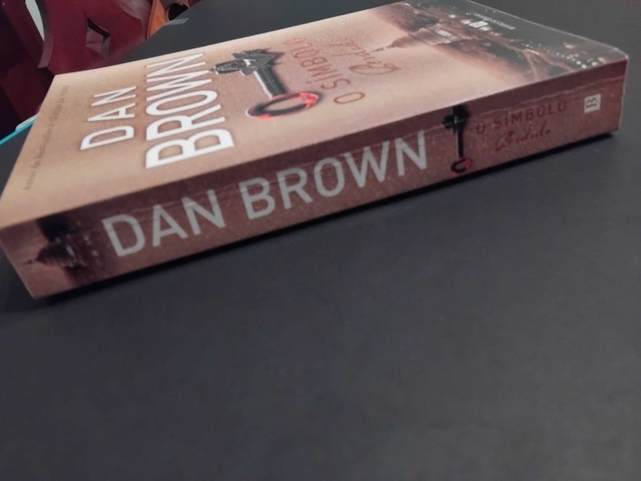 Livro "O Símbolo Perdido" de Dan Brown