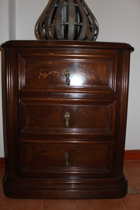 Mesa de Cabeceira Rústica