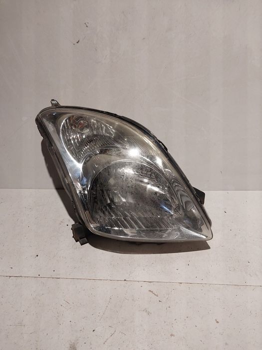 Suzuki swift mk6 mkVI mk 6 VI 3 prawa lampa przednia reflektor prawy