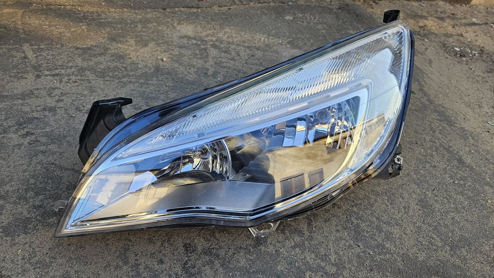Lampa przód przednia lewa reflektor lewy przedni h7 biała jasna opel astra j IV 4 biały jasny