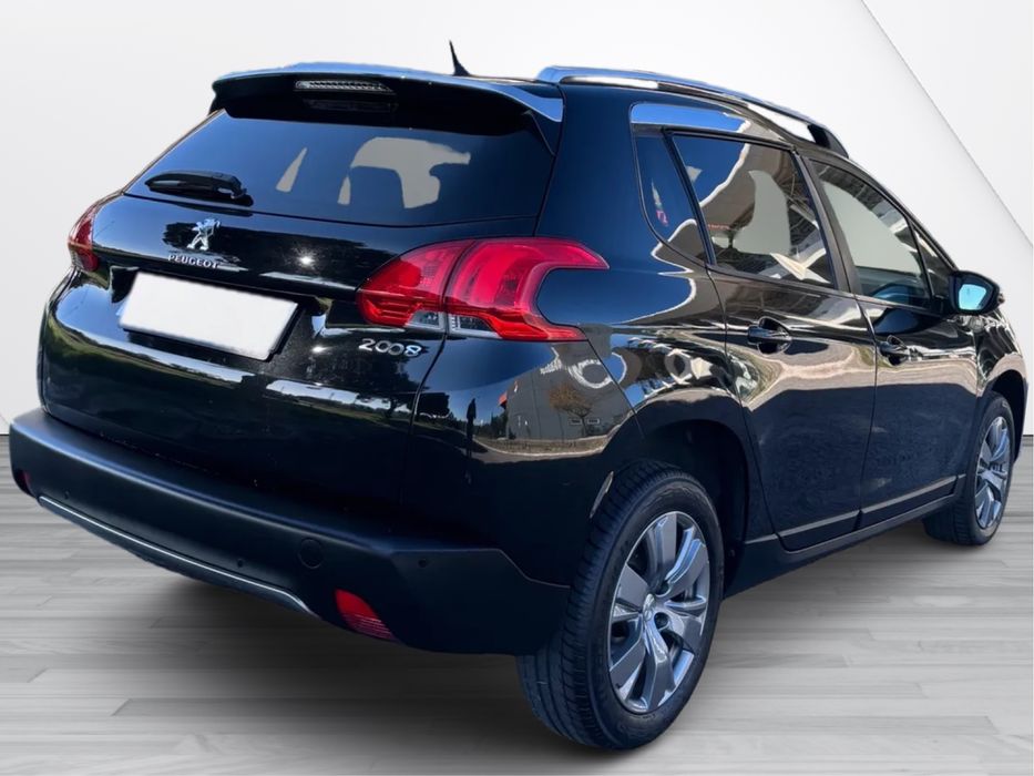 PEUGEOT 2008 1.6 HDI 100 CV • 12/2015 • 97.000 Kms — photo 4