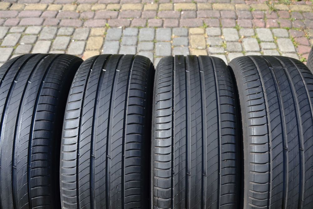 Koła Volvo XC 40 Opony Michelin Lato 235/55/R18 Oryginał
