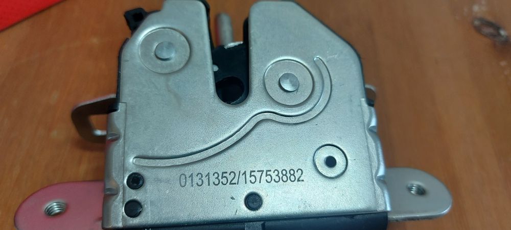 Fechadura porta malas fiat 500