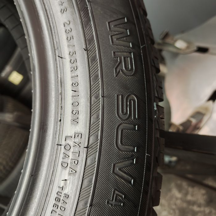 235/55/19 XL Sprzedam komplet opon zimowych Nokian