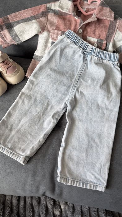 Джинси для дівчинки на 9-12 місяців