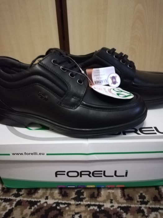 Шкіряне ортопедичне взуття для чоловіків