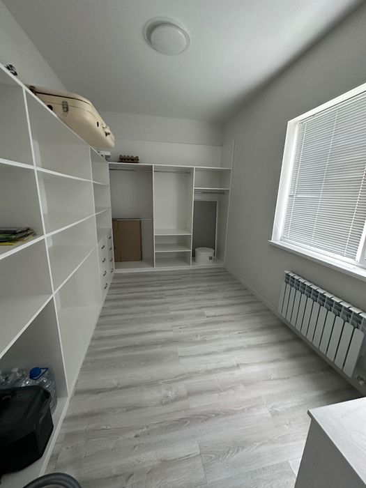 Оренда будинку Гатне