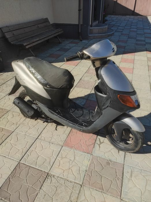 Скутер Suzuki Let's