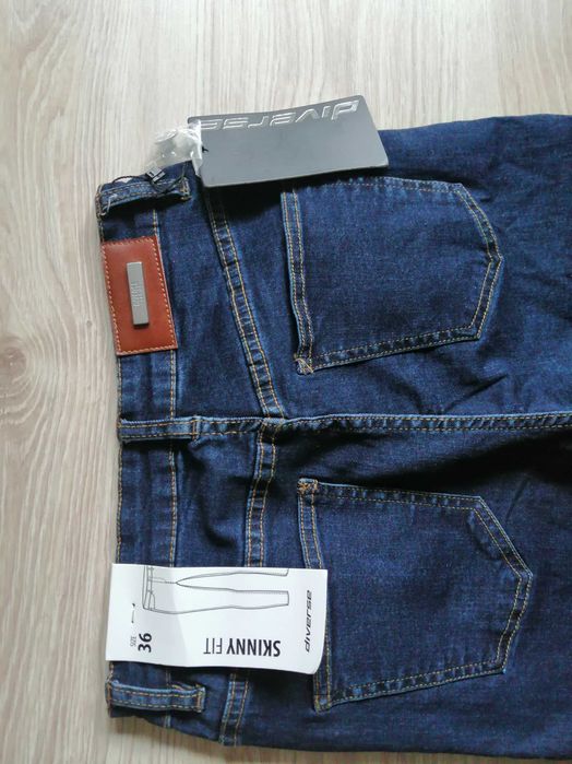 spodnie , jeansy, dżinsy Diverse r. 36 rurki ,wysoki stan