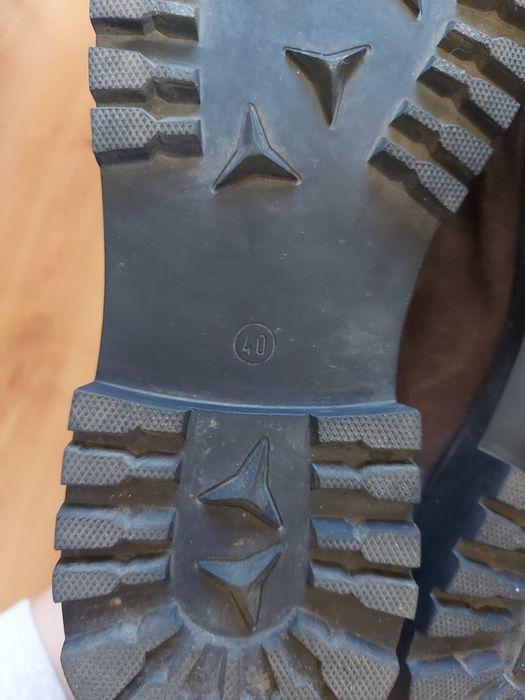 Замшеві ботинки челсі р. 40, черевики натуральна замша стан нових