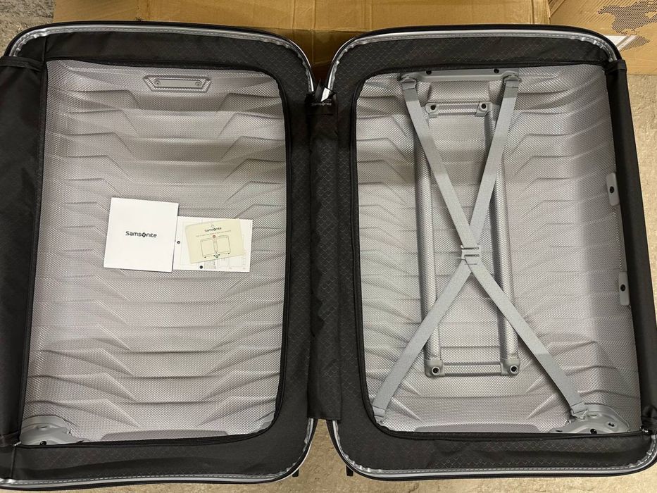 Чемодан Samsonite