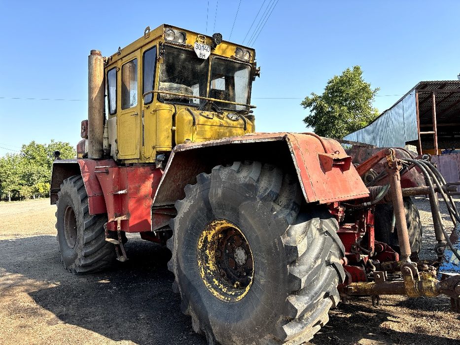 трактор кировец  К702