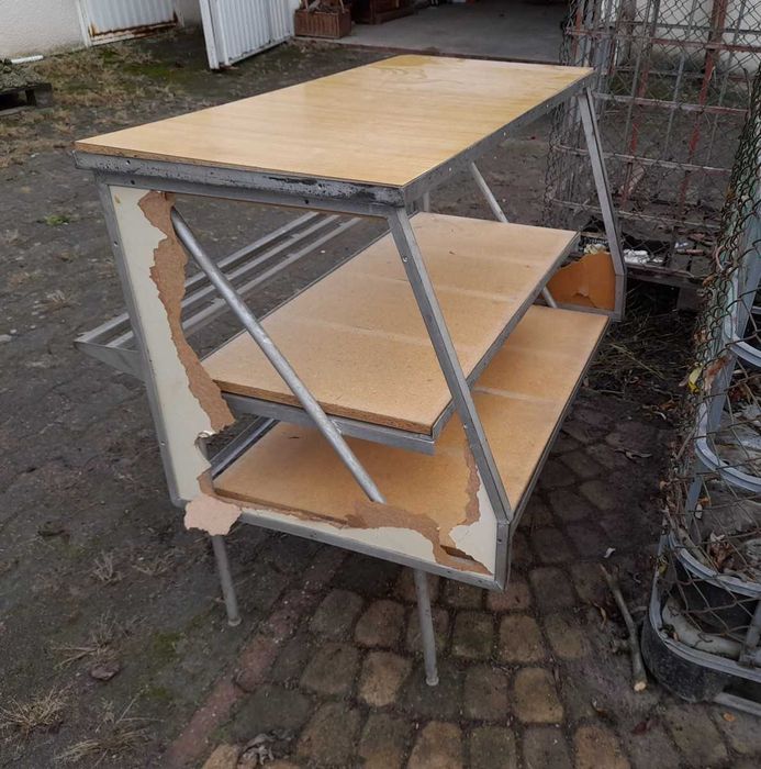 Lada stelaż metalowy stół stolik warsztatowy garażowy falbanek