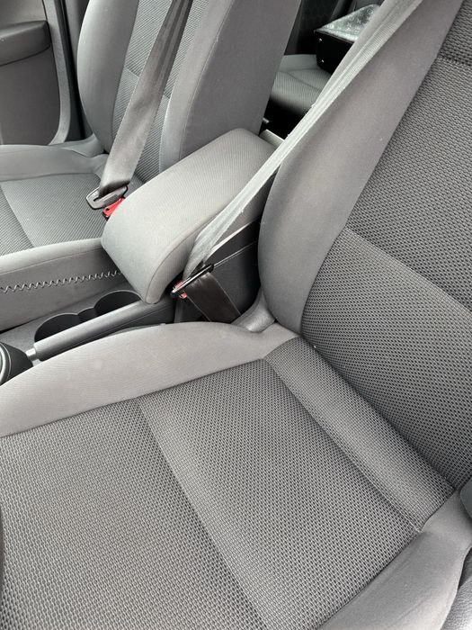 Volkswagen Touran 2011 рік