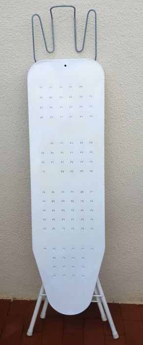 Tábua de engomar média