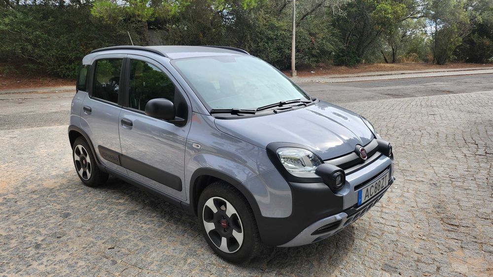 Fiat Panda City Cross Hybrid como NOVO