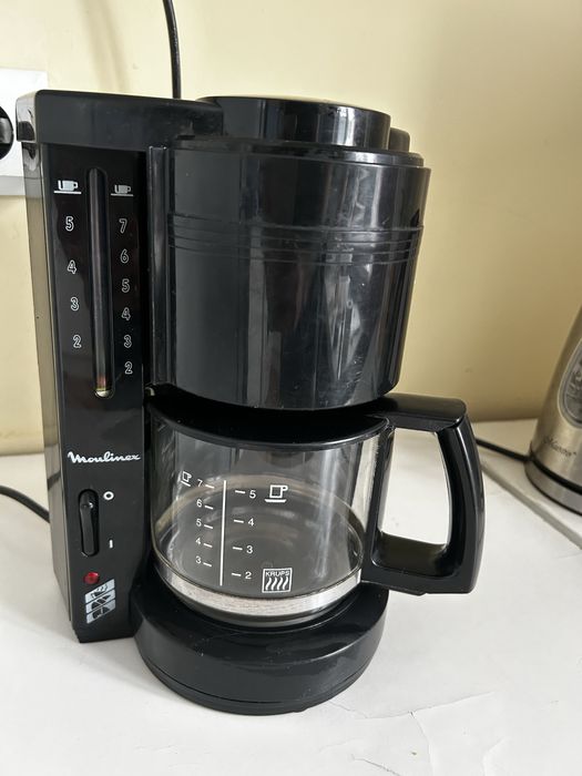 Капельна кавоварка Moulinex