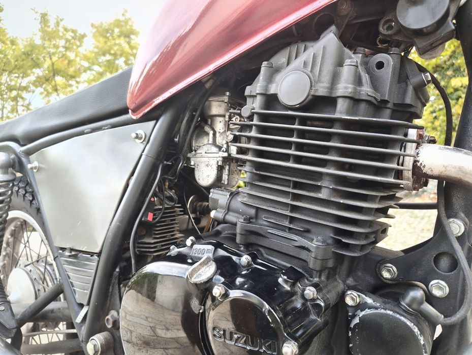 Suzuki GN250 · 1999 · Scrambler personalizada