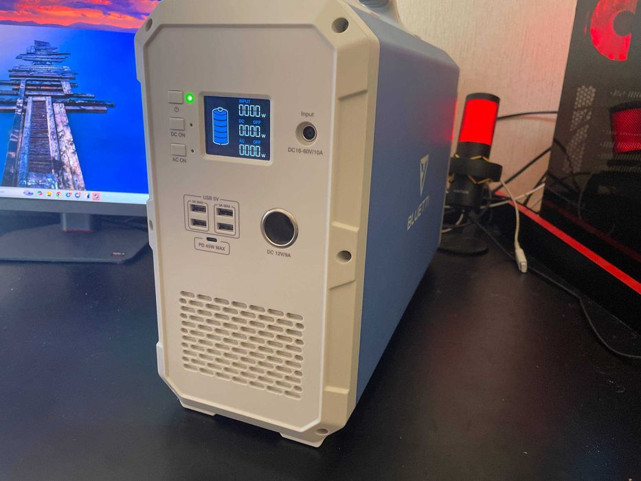 Мощная зарядная   станция BLUETTI EB-240
