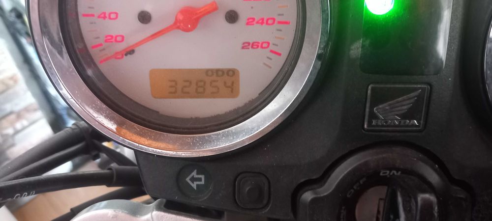 Honda hornet 600 2004 para venda ou troca