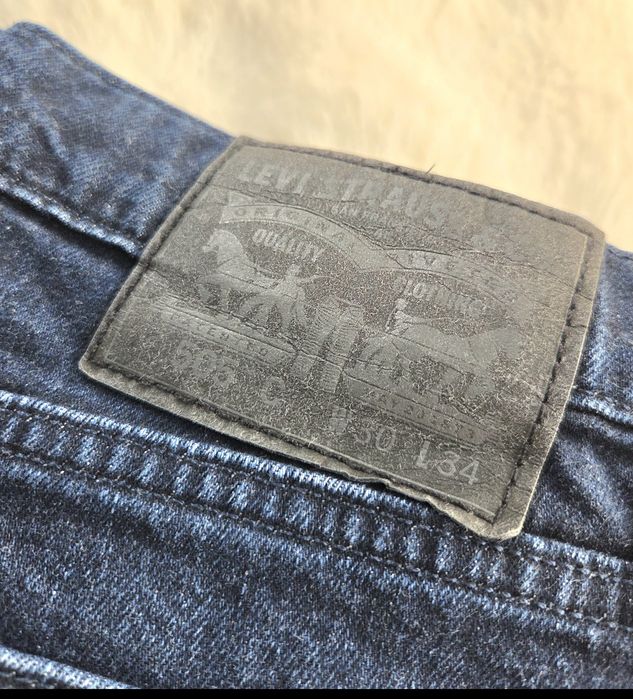 Levi's 505 jeansy męskie W30 L34 S M ciemne granatowe proste Casual