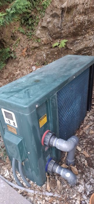 Bomba de Calor para Piscina GardenPAC InverTech 11 kW – Como Nova!