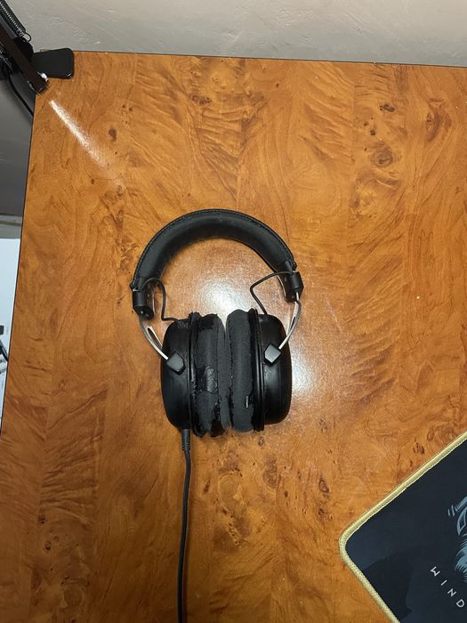 Продам легендарную игровую гарнитуру HyperX Cloud II (модель KHX-HSCP-GM)
