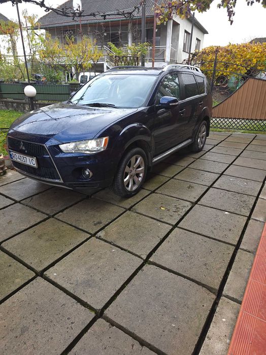 Продам Mitsubischi Oytlender