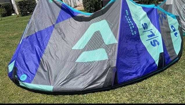 kitesurf ( Kite Rebel SLS & Board Duotone Sloie)