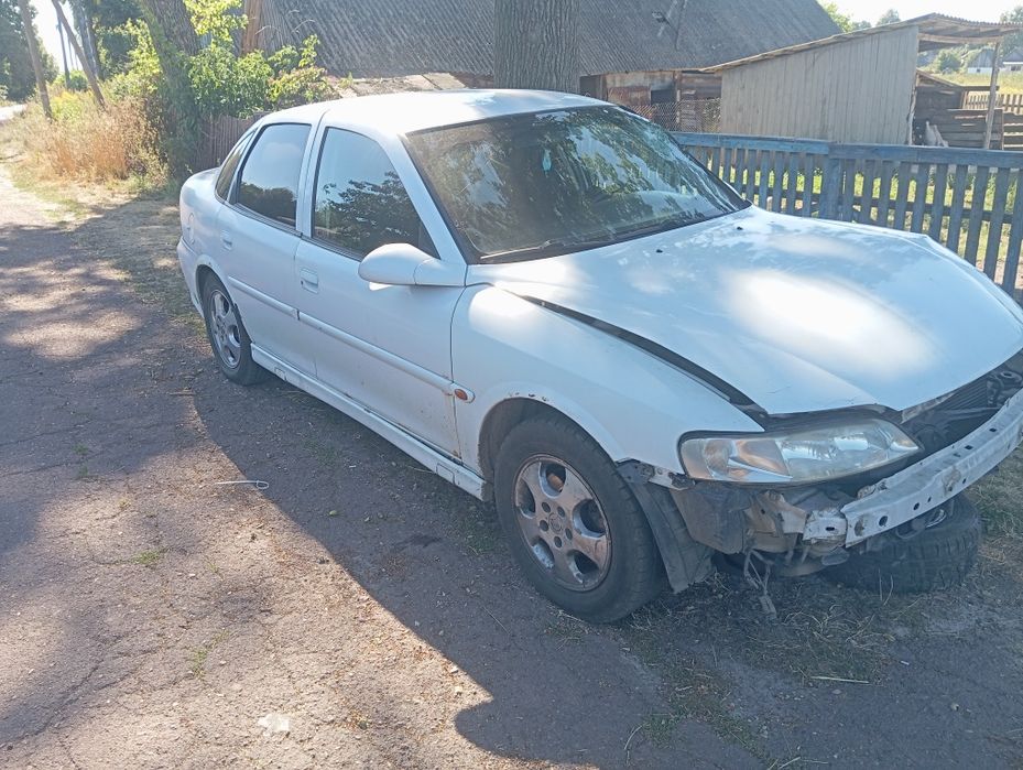 Opel Vectra 1996 VIN W0L000036T1207461 фото оголошення 7 з 7