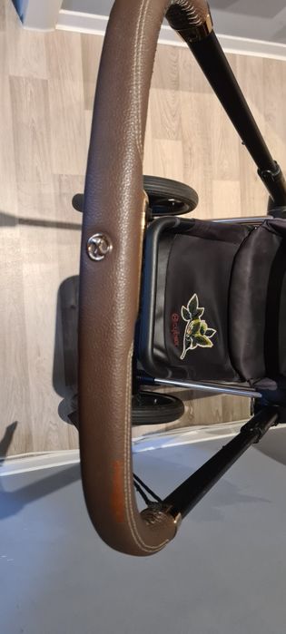 Cybex Priam  Spring Blossom Dark