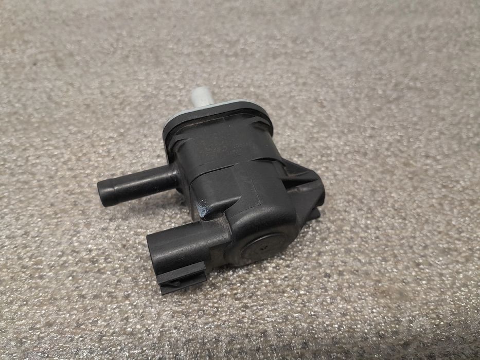 Válvula relanti / controlo ar / passo a passo TOYOTA Prius Plus Hatchb