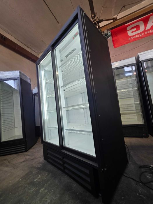 Холодильна шафа вітрина Inter 1200 Чорний, Гарантія.Сервіс з виїздом!
