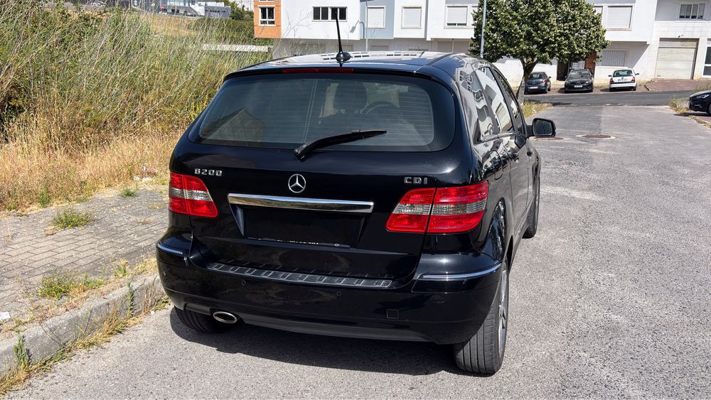 Mercedes B200 CDI Automatico - Nacional | Teto Panorâmico | Parktronic | Parking Assist | Pele