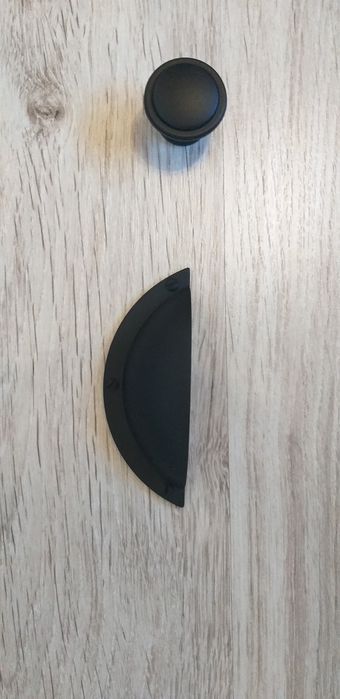 Uchwyty do komody szafki