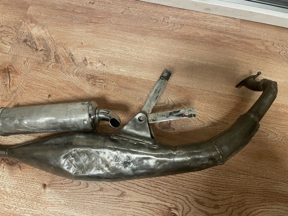 Саксофон леовінчі зх