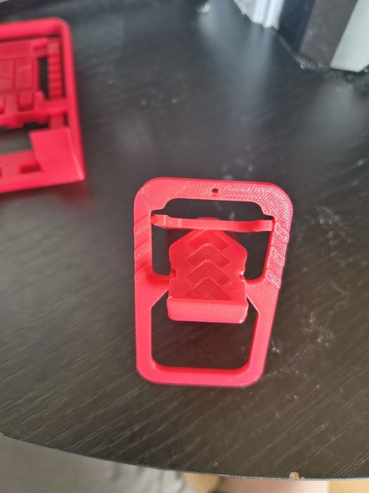 Podstawka pod telefon mały pod brelok z drukarki 3d