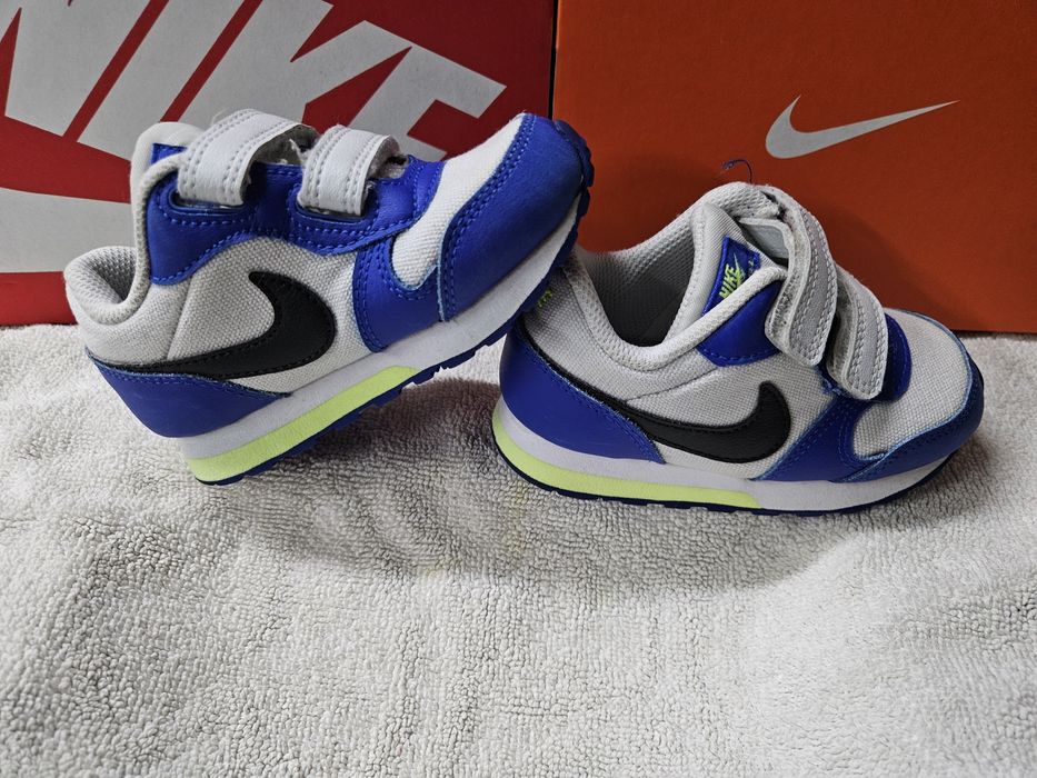 Sapatilhas criança nike T 23.5
