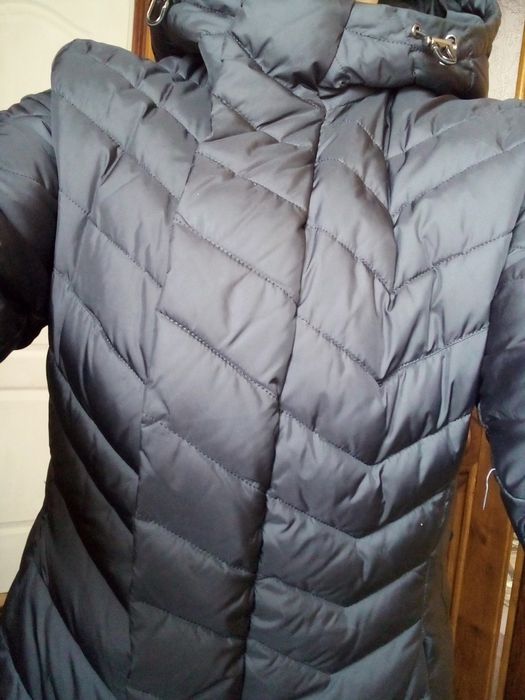 Зимовий пуховик 46 - 48р. , зимова куртка , плащ жіночий