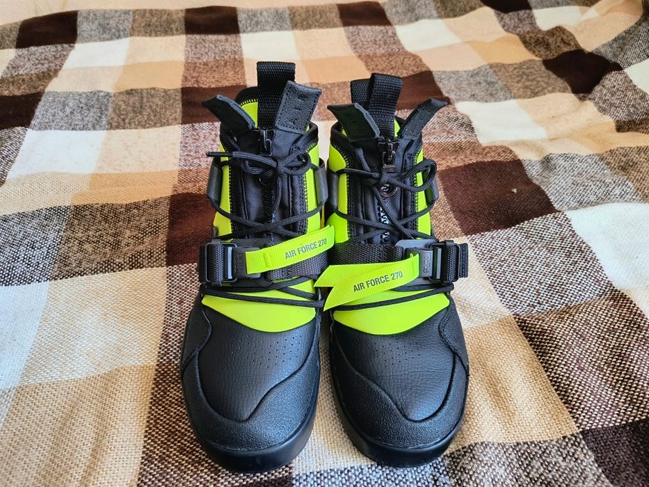 Кросівки Nike Air Force 270 Utility Volt