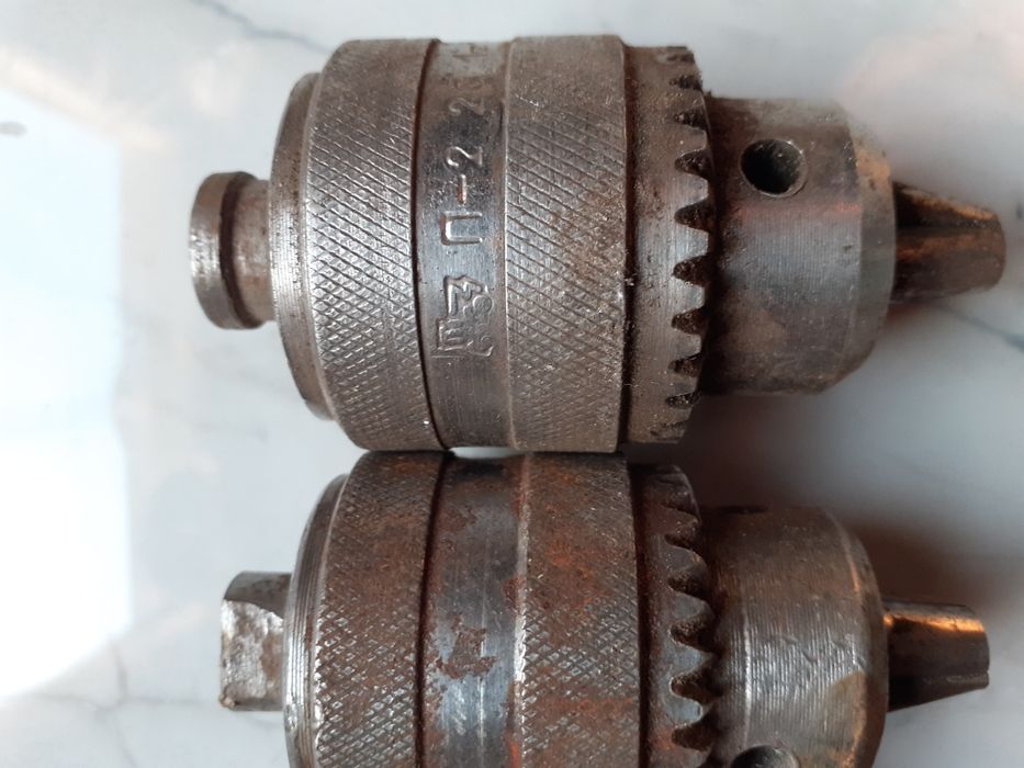 Патрон для дрели.