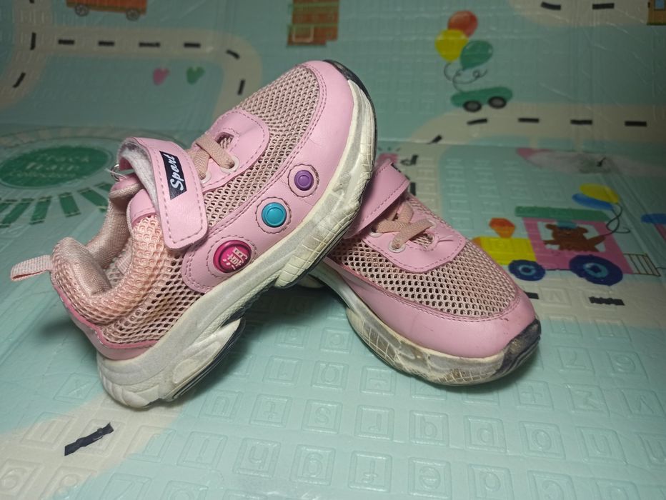 Кросівки сіточка, легкі кросівки, рожеві кросівки