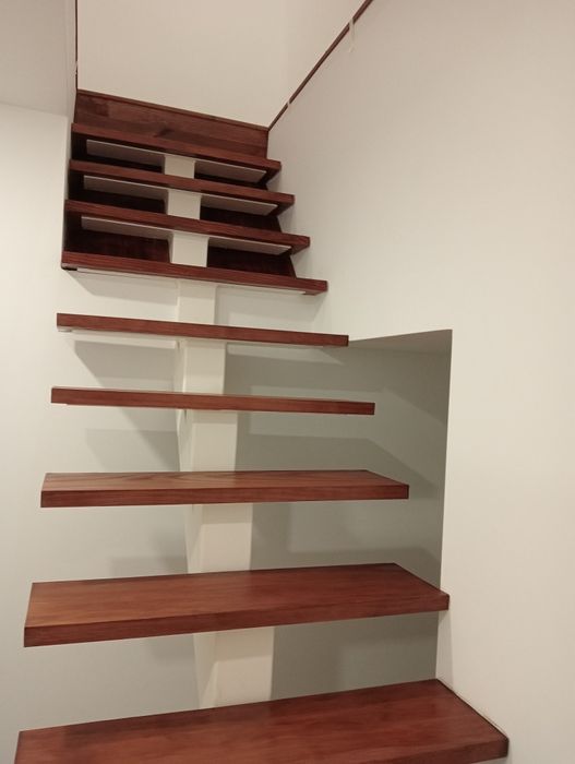 Restauração e Remodelação.Casas