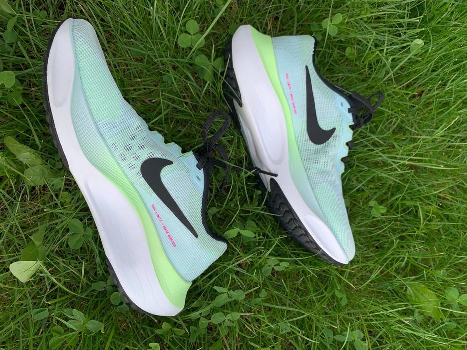 Кросівки Nike. нові. жіночі. Nike Zoom Fly 5 Road Running