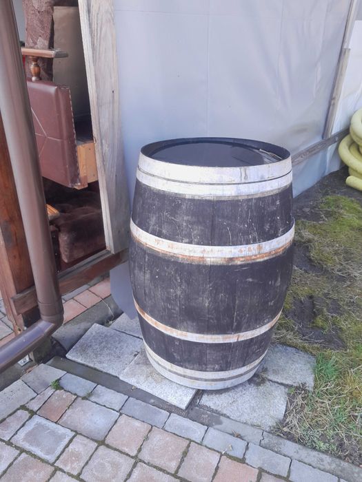 Beczka       dębowa